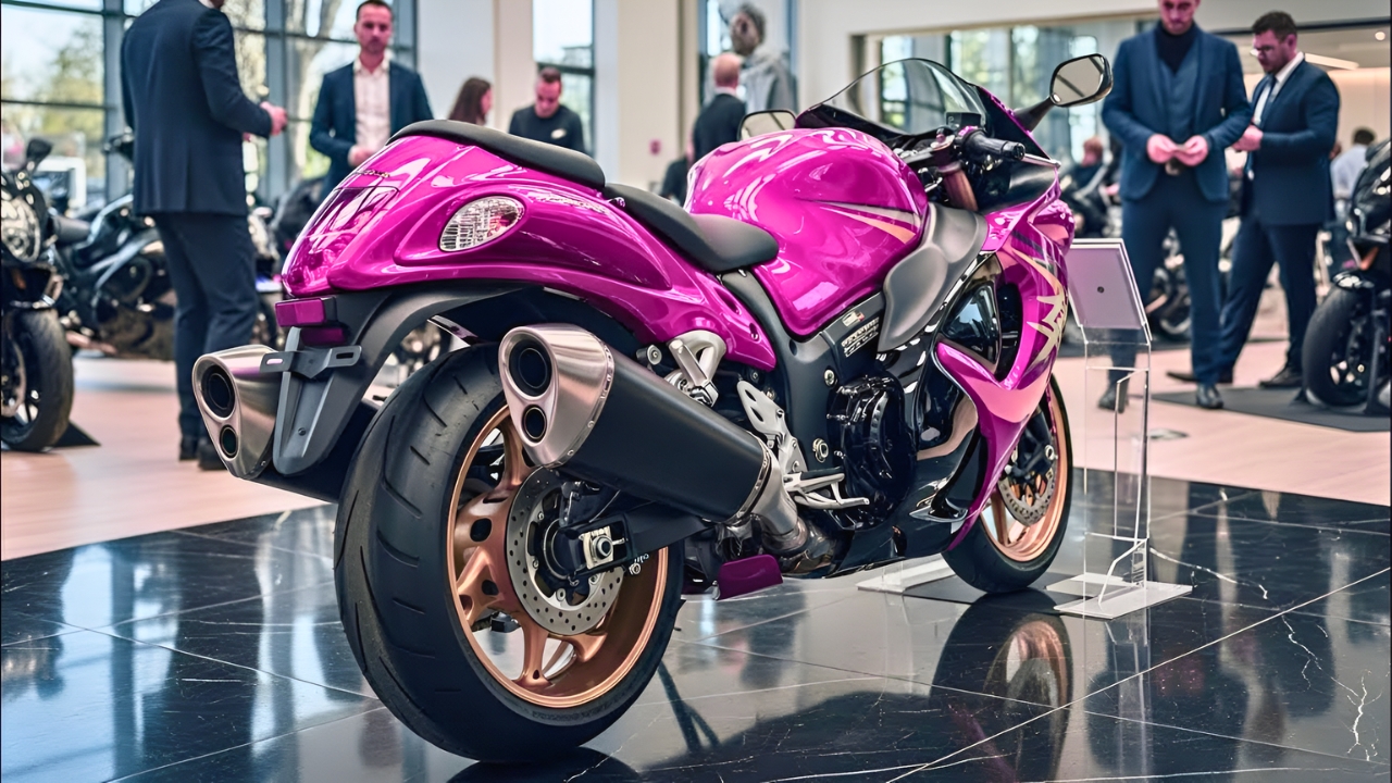 Suzuki Hayabusa: Motocicleta Deportiva Icónica con Velocidad Extrema, Diseño Aerodinámico y Potencia Legendaria para Carretera